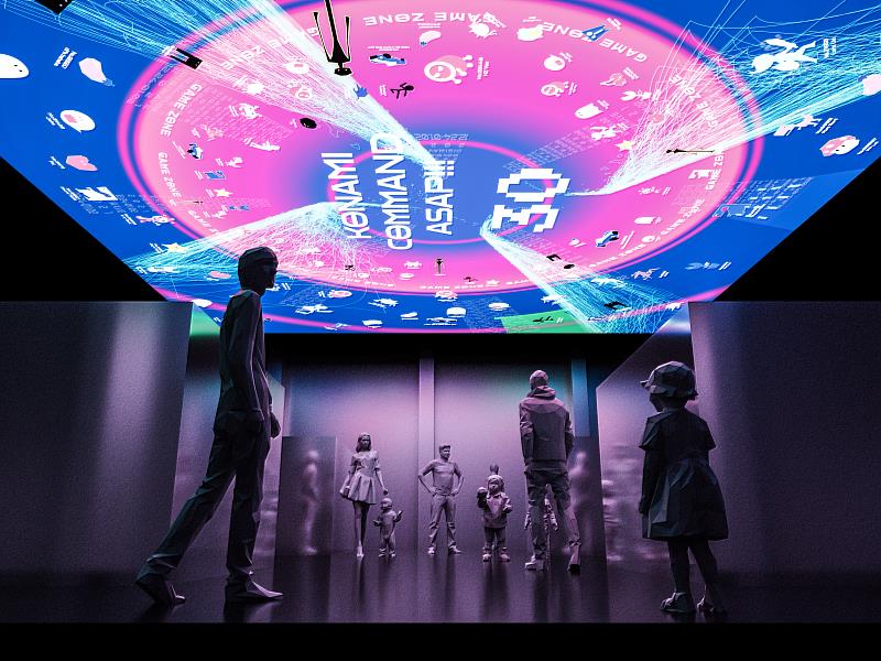 策展團隊叁式採用天幕投影技術，為本次展覽打造大型投影作品《Game On》。