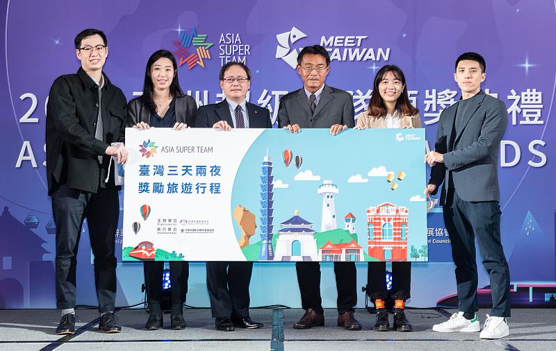 2021亞洲超級團隊首度邀請臺灣地主隊-飛利浦熱情參賽。