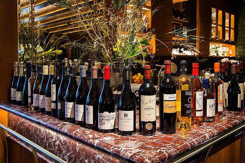 南法歐西坦尼餐酒會，精選來自南法歐西坦尼 (Occitanie)產區10家酒莊釀造的20款出色酒款佐搭創新台菜。「提醒您：飲酒過量有礙健康。」