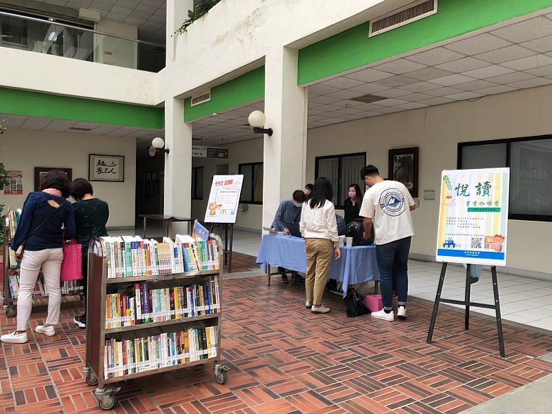 通閱車巡迴縣府 一次借10本送咖啡！