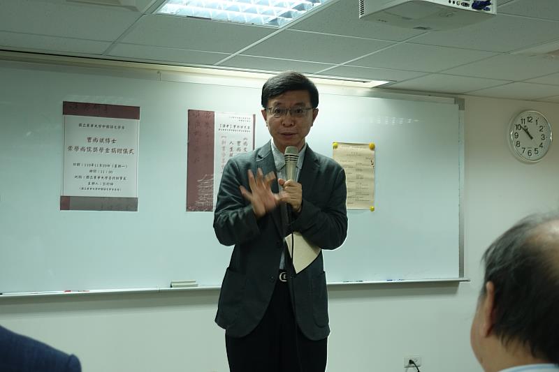 指導教授吳冠宏於新書發表會致詞