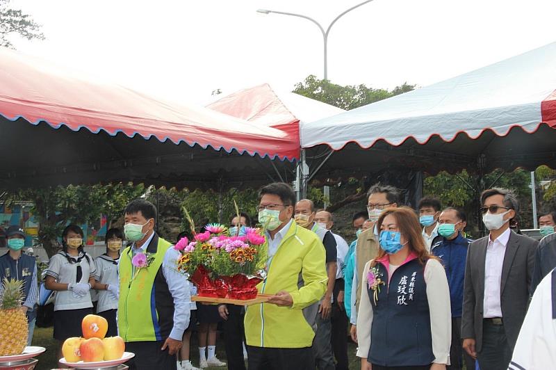 恆春首座共融特色遊具場動工 月琴、城牆、搶孤融入設計