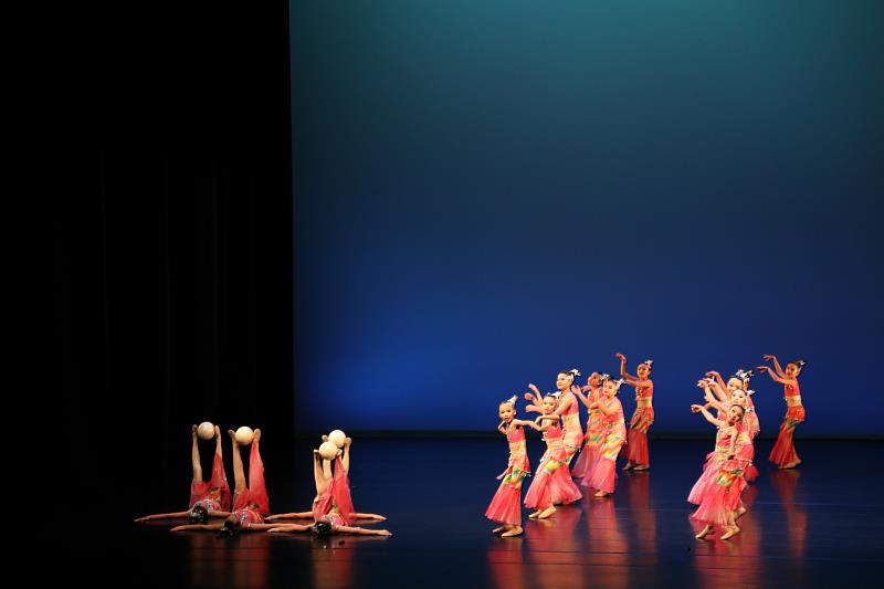 嘉義縣舞蹈班聯合展演「洄游‧迴遊」熱鬧登場