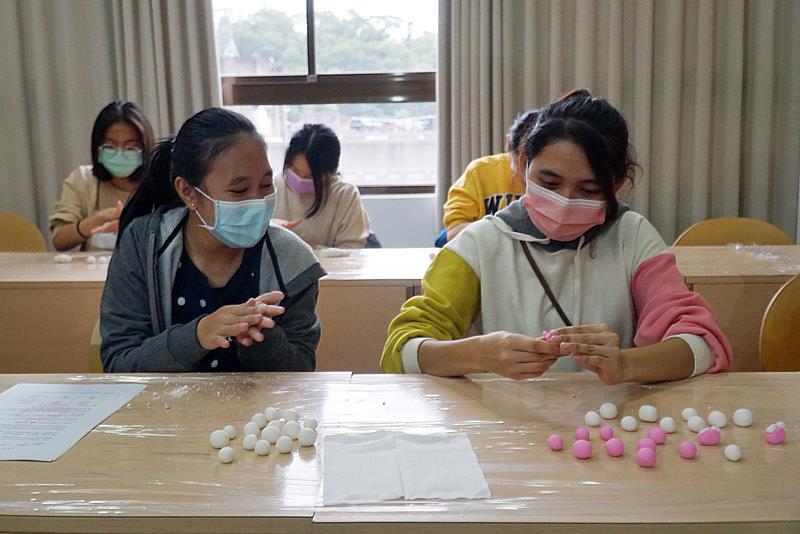 大葉大學印尼學生體驗台灣的冬至湯圓習俗