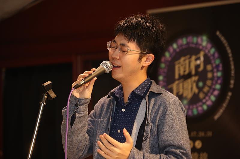 王奕凡挑戰經典高難度歌曲《抉擇》,原唱為蔡琴。圖／聯合數位文創提供