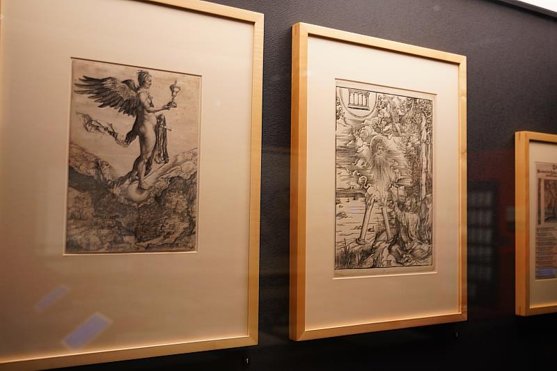 文藝復興大師阿爾布雷希特‧杜勒（Albrecht Dürer）所繪製的希臘命運女神版畫「涅墨西斯」