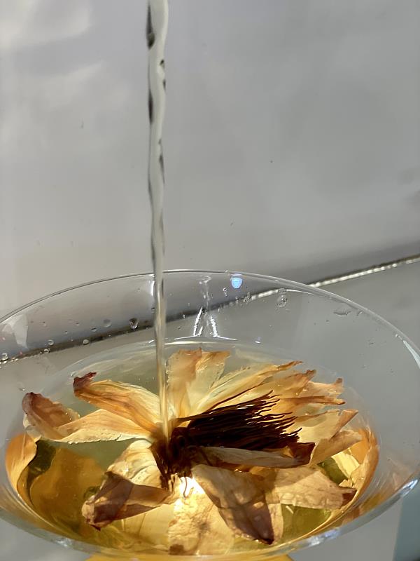 跨年限定「茶都蓮香茶」 花、茶、香一次滿足