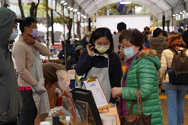 嘉義優鮮進軍台北信義香堤大道，搶攻年貨商機