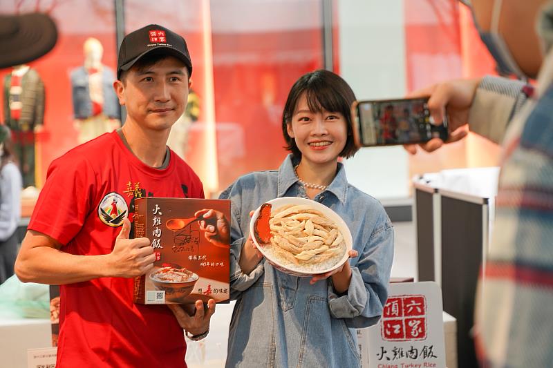 嘉義優鮮進軍台北信義香堤大道，搶攻年貨商機