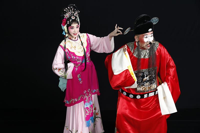 必看爆笑喜京劇《春草闖堂》   國光劇團屏東藝術館演出