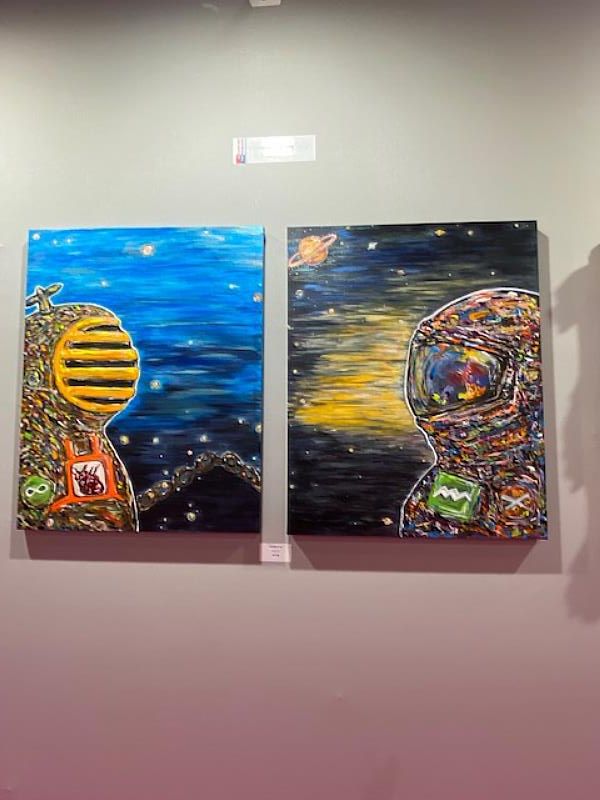 潛水夫作品描繪太空人與潛水夫的相互凝視與仰望