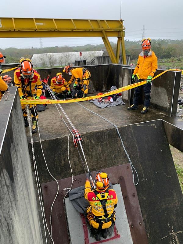 台東縣消防局特種搜救隊通過國內首支中型搜救隊國家認證