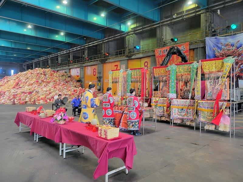 清明祭祖紙錢集中燒 以功代金祖先嘛ㄜ樂