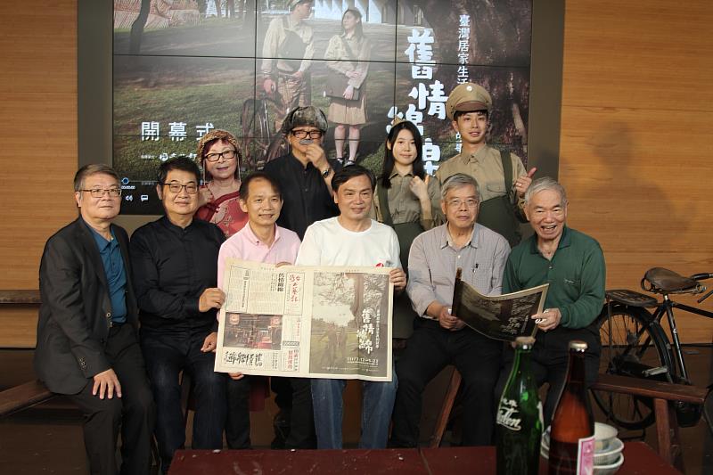 工藝中心張仁吉主任(前排左三)及現場貴賓共同合影