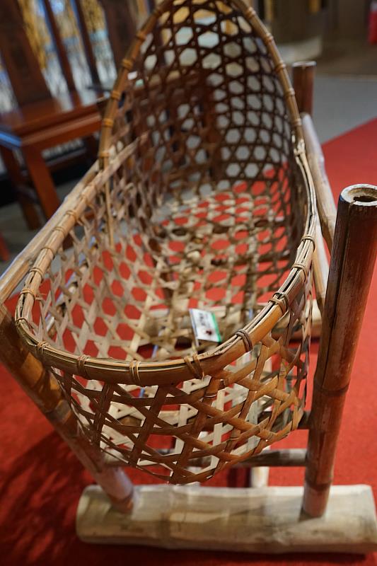 舊時的嬰兒搖籃