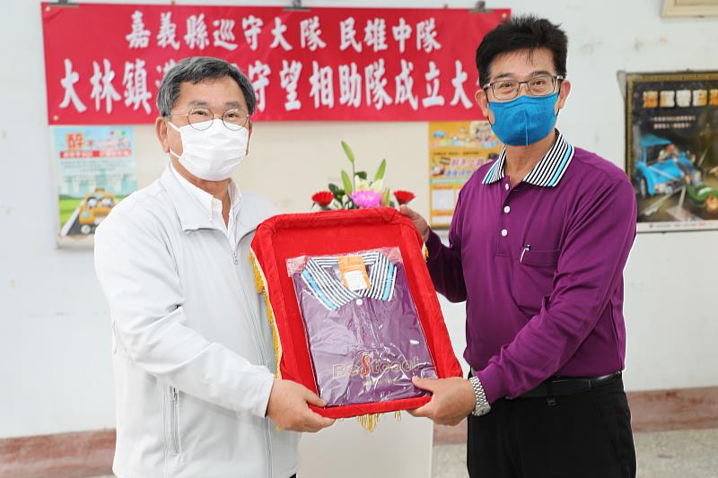 大林鎮溝背里守望相助隊歡喜成立，社區守護更有力