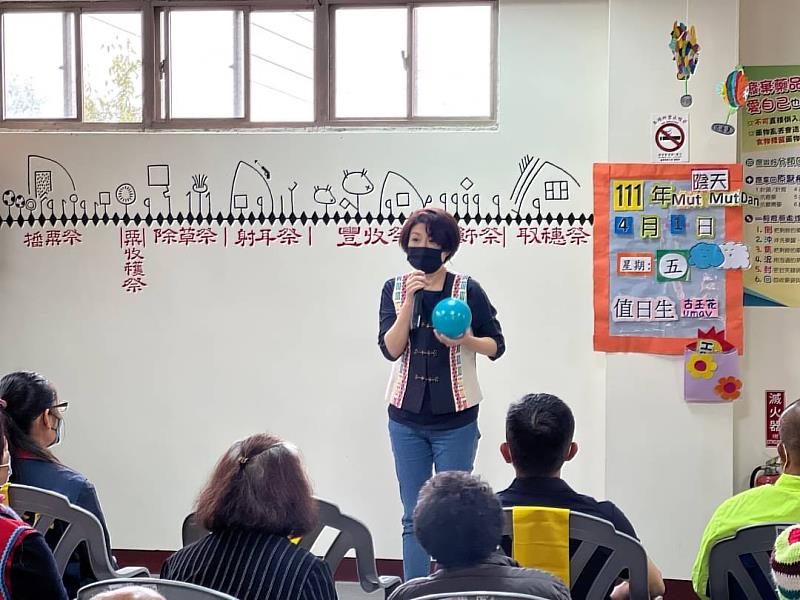 縣府導入體適能團隊進入最高海拔利稻文健站 饒慶鈴：促進長者動能 打造健康部落