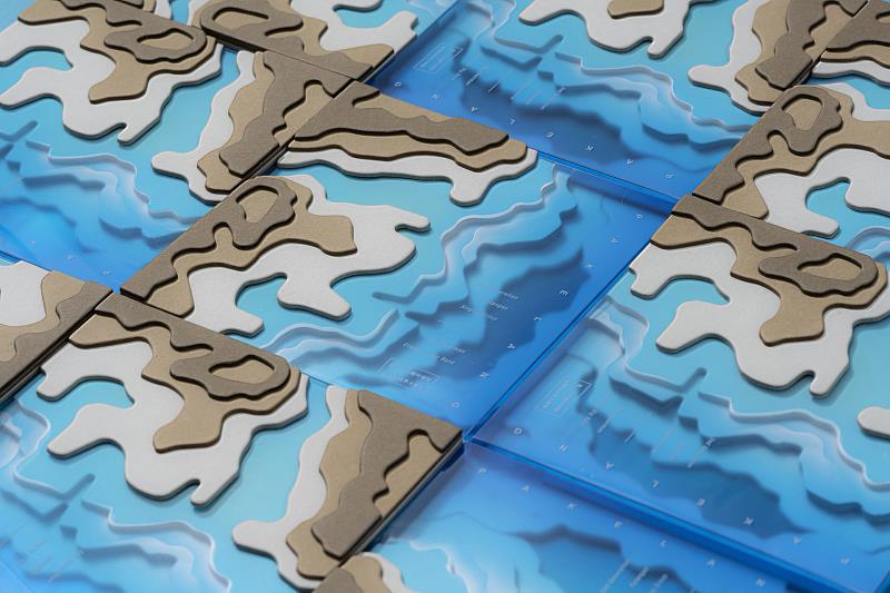 李政瀚、于薇獲獎專輯《八歌浪Pakelang》（然點設計工作室提供）