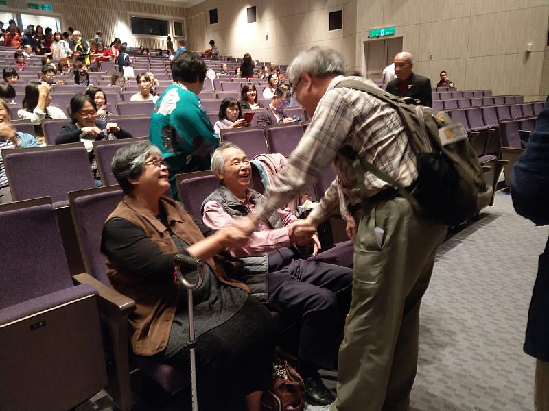 李喬明年即將90歲，創作作品仍持續活躍於於文化、影視等，影響各社會面相。