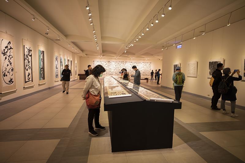 國父紀念館「見山是山─程代勒書畫創作展」展場一景