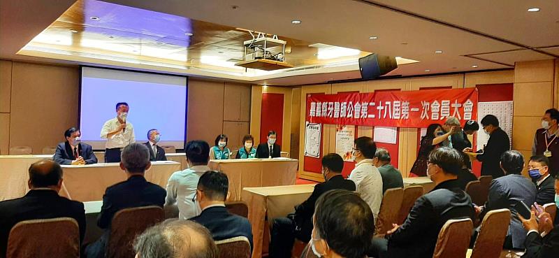 樂齡活動假牙迎向4周年，近1萬5000人受益