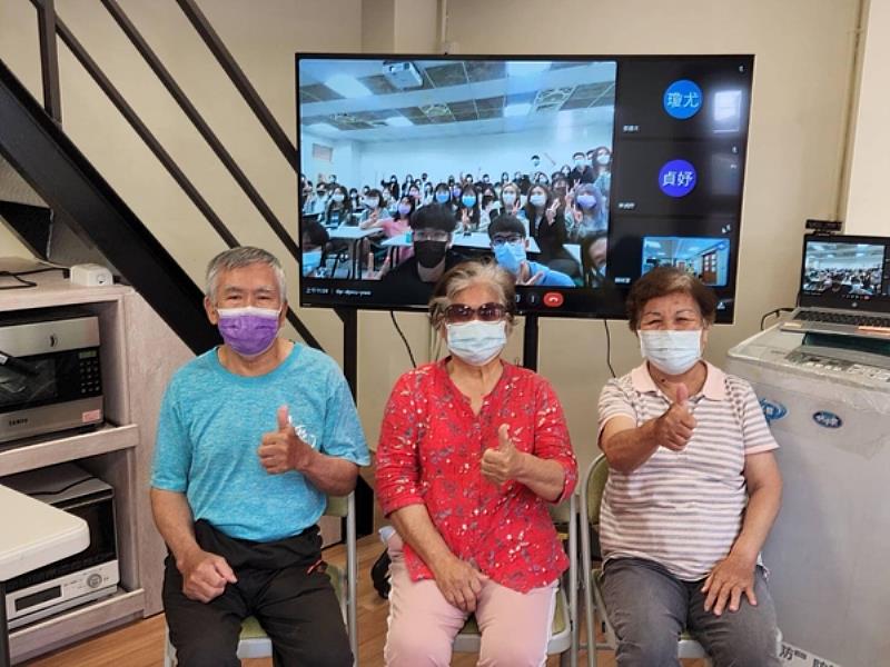 鯤鯓地區長輩陳再瑞先生、歐金解女士、吳美蘭女士擔任此次課程活動的評審。