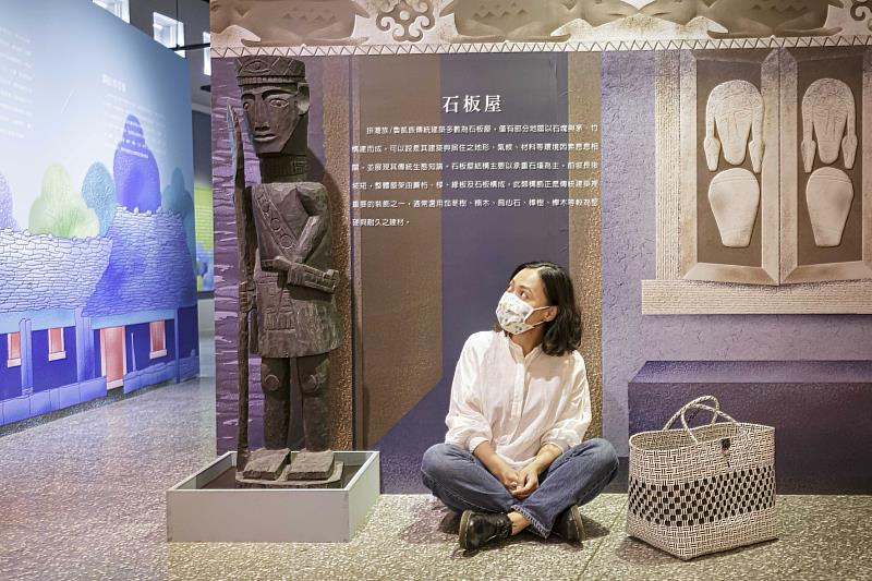 典藏品「出走」庫房  原住民古物展於屏美館展出