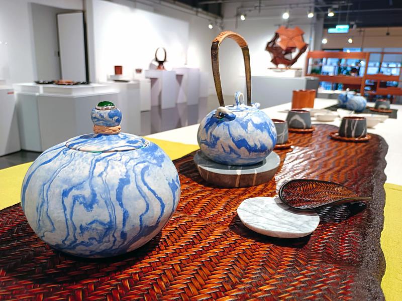 《五行複藝—生活器物創作展》陳新讚、許秋鄉、黃南強，創造複合工藝新思維，體現傳統工藝新詮釋。