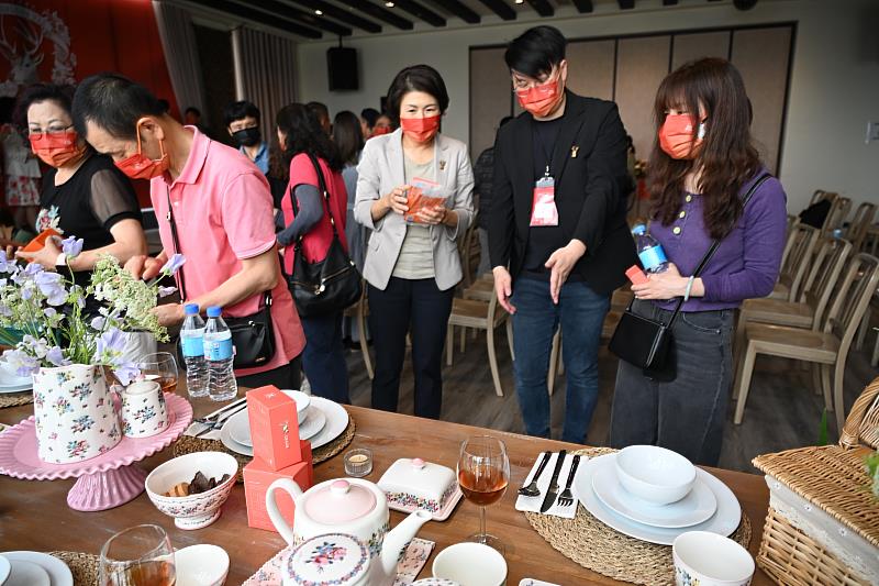 結合慢經濟 邁向國際 「台東紅烏龍茶品牌形象」首次發表！帶動地方茶產業發展