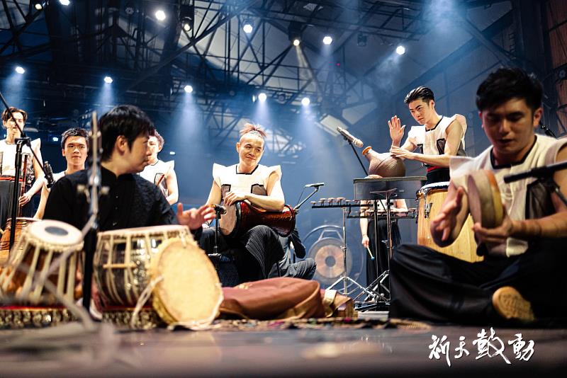 LINE TV數位劇場也可以免費欣賞到「祈天鼓動」音樂會，在近期需要被鼓舞的時刻，不妨於在家觀賞精彩的節目演出，支持好看的藝文表演。圖／聯合數位文創提供