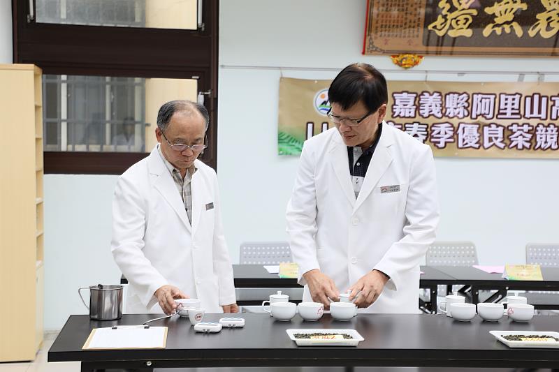 梅山鄉農會辦理嘉義縣阿里山高山茶111年春季優良茶競賽成績今揭曉