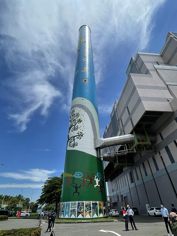 嘉義縣鹿草焚化廠煙囪頂建置全國最高AI智能煙霧探測系統