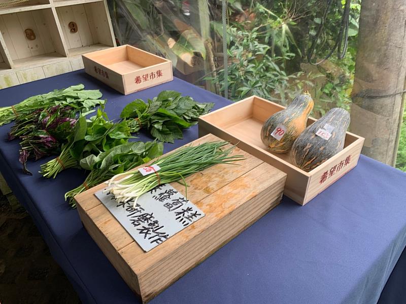 炮子崙希望市集展售農產品