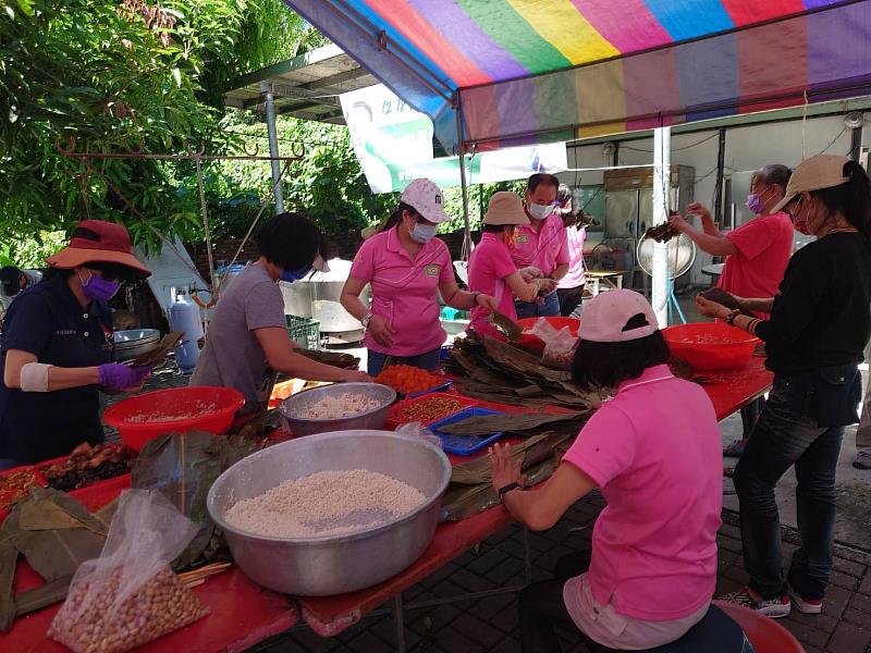 救國團林邊鄉團委會辦理 「端午百粽送溫馨」活動