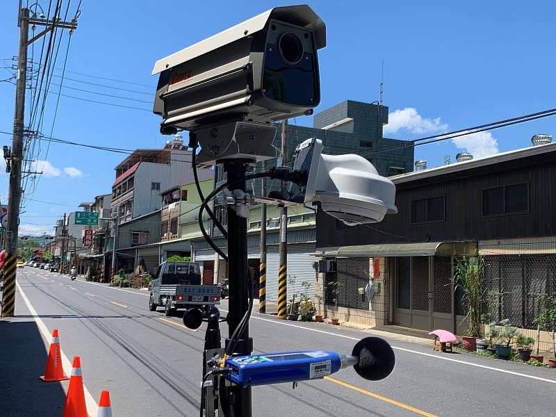 取締噪音車輛！嘉義縣首座聲音照相科技執法上路