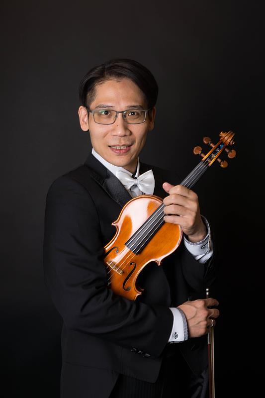 曾獲維尼奧夫斯基比賽銀牌獎的國臺交樂團副首席蔡承翰將與國臺交合作演出維尼奧夫斯基小提琴協奏曲