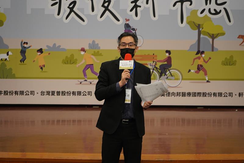 圖三：公關基金會董事兼執行長賴正能表示，世新學生提出的新世代提案令評審團驚艷