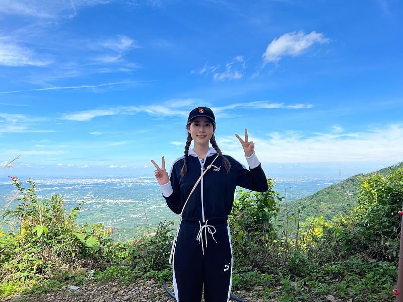 網友嗨了！女神出沒嘉義 阿部瑪利亞在竹崎吃早餐