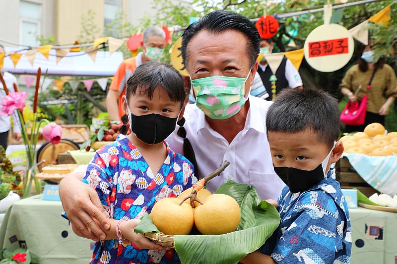 竹崎鄉玉觀音高接梨上市囉