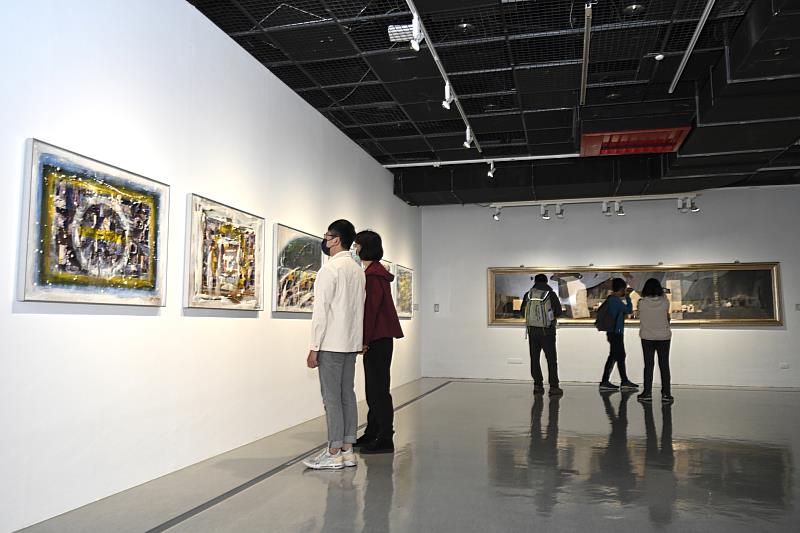 民眾參觀展覽情形