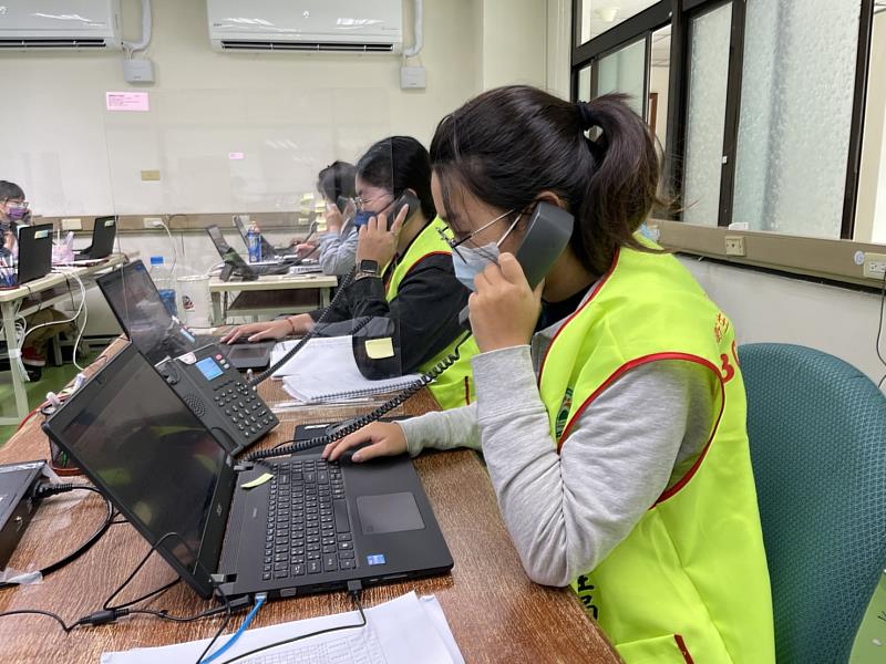 關懷中心主動call out化解健康危機，累計通話逾16萬通