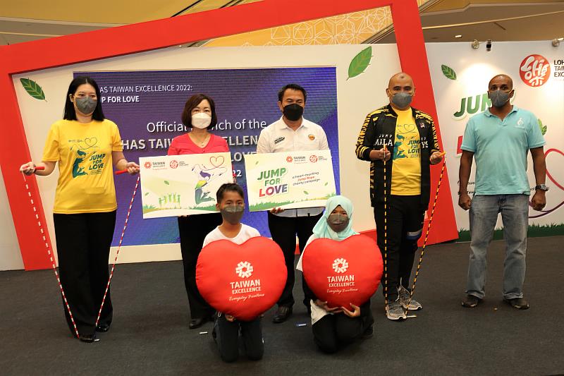 圖1：台灣精品於6月24日至27日在馬來西亞吉隆坡舉辦健康樂活週，於24日舉辦揭幕儀式。