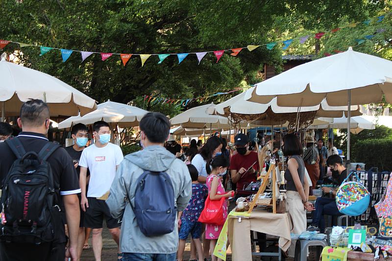 每個人以自己最自在的穿著現身都是在「基好事吉」中常見的樣貌，這次也希望男版「天鵝湖」能有同樣的美好畫面。圖／基好事吉提供