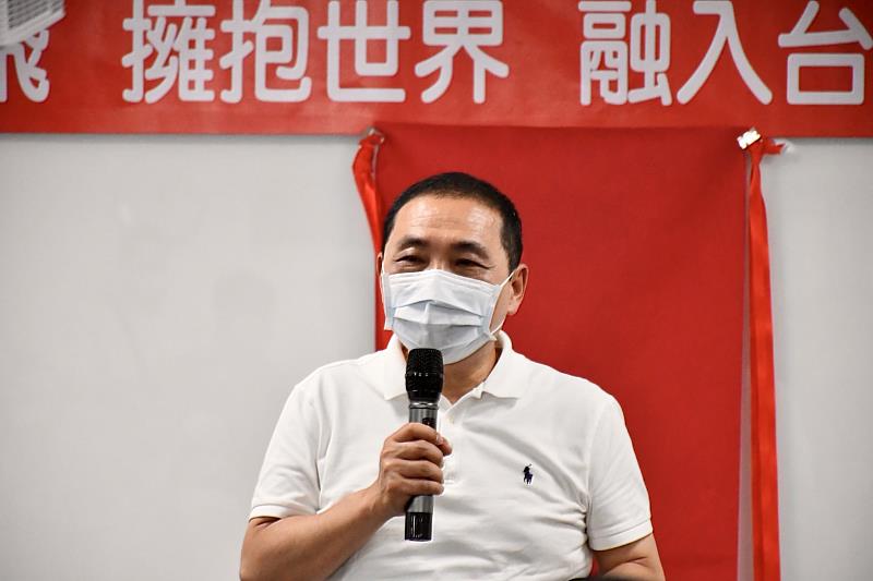 侯友宜期待僑生未來在畢業後能多留在臺灣發展