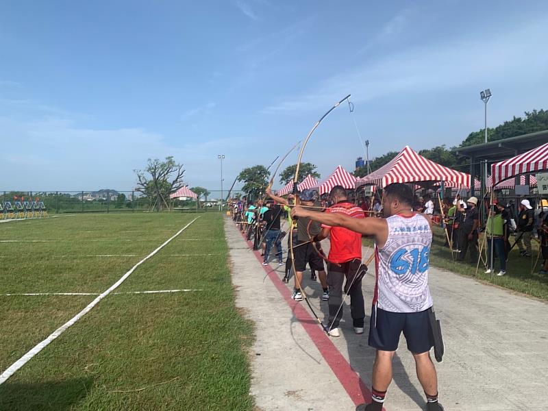 ▲全國射箭好手齊聚新北，以箭會友，互相砥礪切磋。(圖/新北市政府原民局提供)