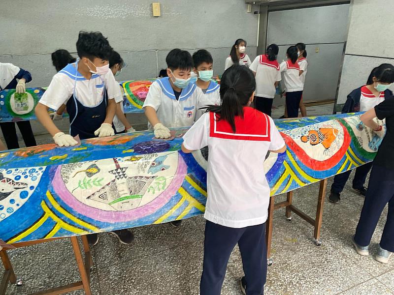 夢想與希望實現 臺東縣新生國小第7屆美術班24日活水湖紙舟下水活動 邀請您為孩子們加油