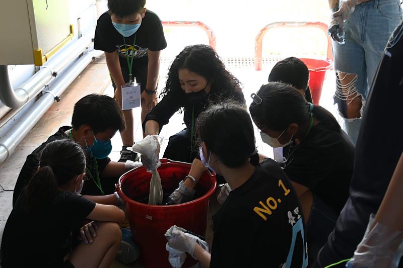 結合藝術與文化的退潮之禮夏令營 今起一連三天忠孝國小登場 饒慶鈴邀您共創新海洋樣貌