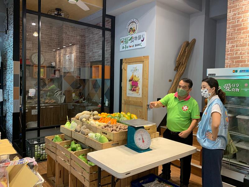 高雄慈善團體聯合總會設立「阿福食物銀行」，珍惜食物推廣續食