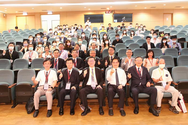 花蓮慈濟醫院耳鼻喉科團隊主辦「台灣耳鼻喉頭頸外科醫學會第112屆學術演講會」在七月三十、三十一日於慈濟大學展開。