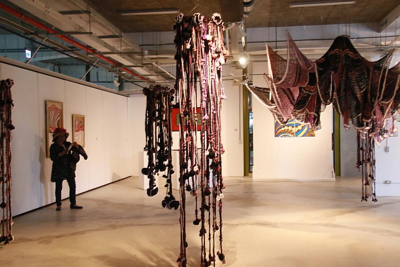 TTICC集結女性原民藝術家展出《移動‧記憶》探索族群生活 饒慶鈴：廣邀國內外創作者進駐 豐富台東創作能量